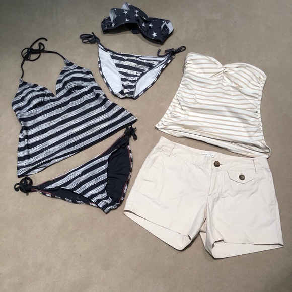 Bathing suits - Picture 2 of 2